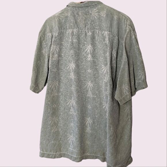 Tommy Bahama Sage Green Silk Short Sleeve Button Down Shirt size Men's L - Picture 3 of 9